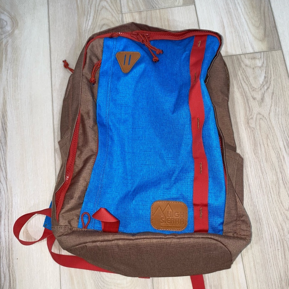 High Sierra HS 78 Collection Square Pack Backpack